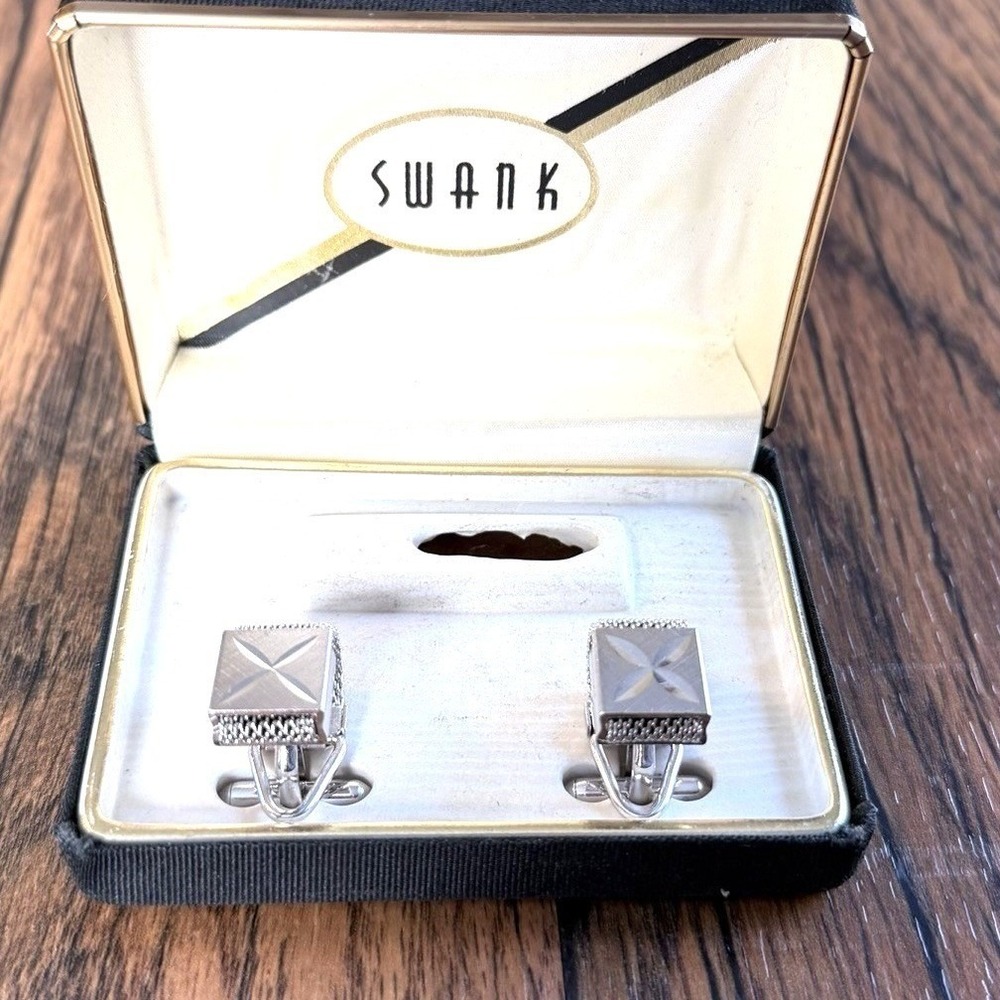 Vintage Swank Silver Tone Mesh Wrap Cufflinks w Box Mid Century